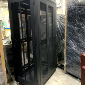 Tủ rack 32U Hoàng Phát sản xuất